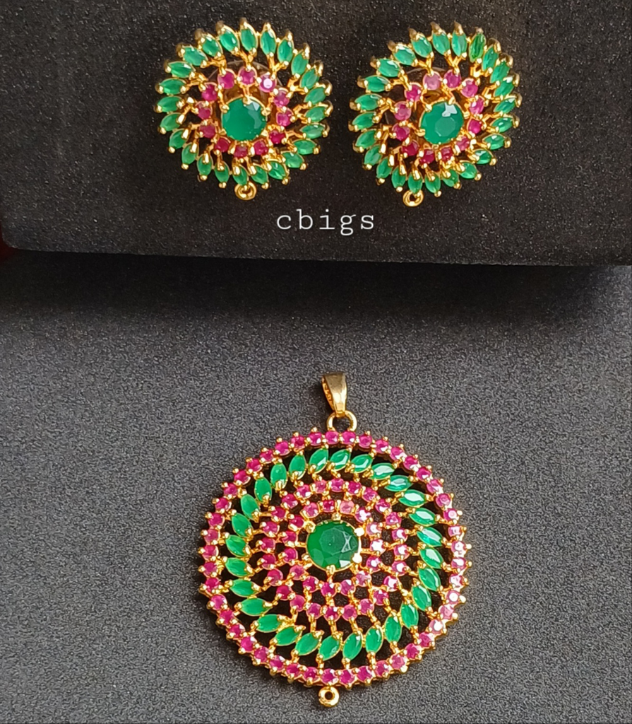 Ruby & Emerald semi precious pendant with earring set