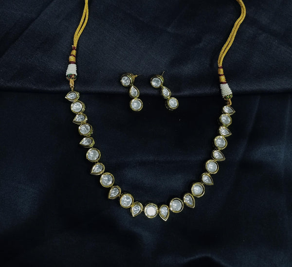 Kundan simple Necklace