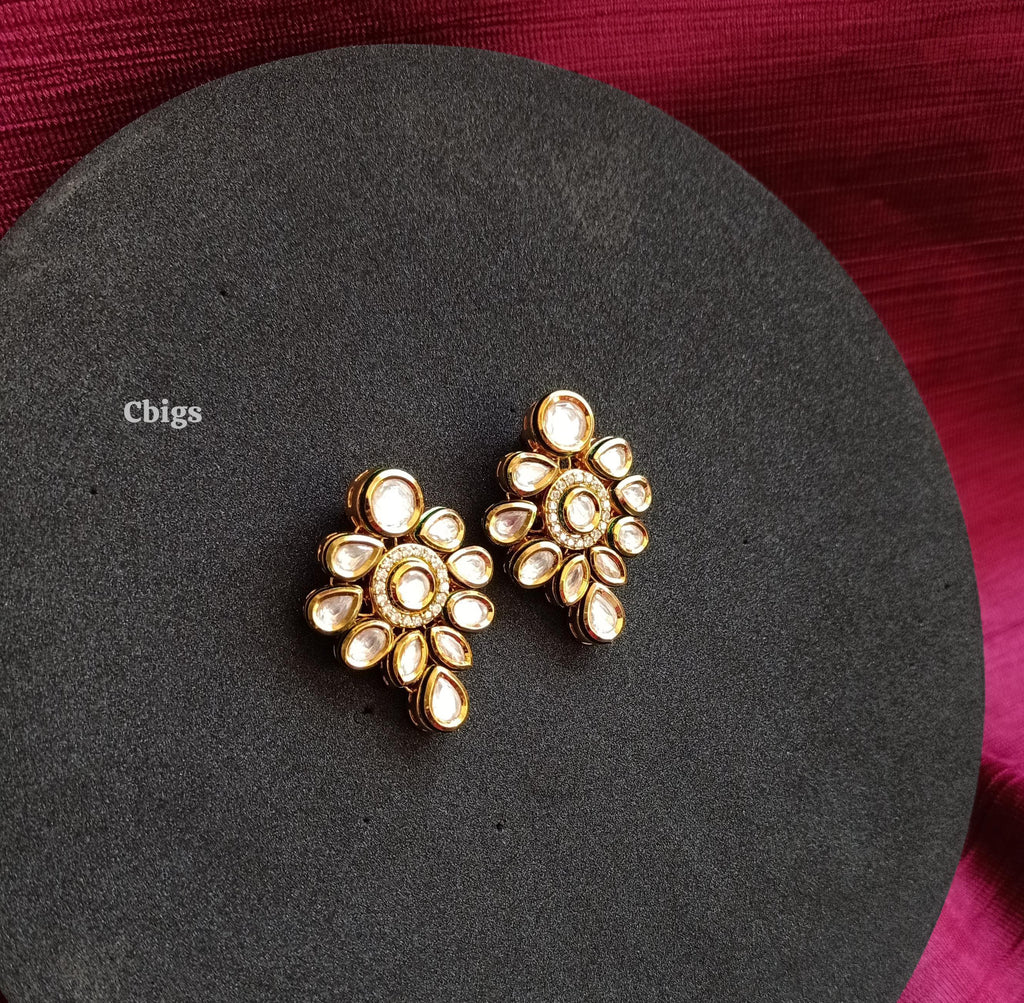 Kundan simple earring