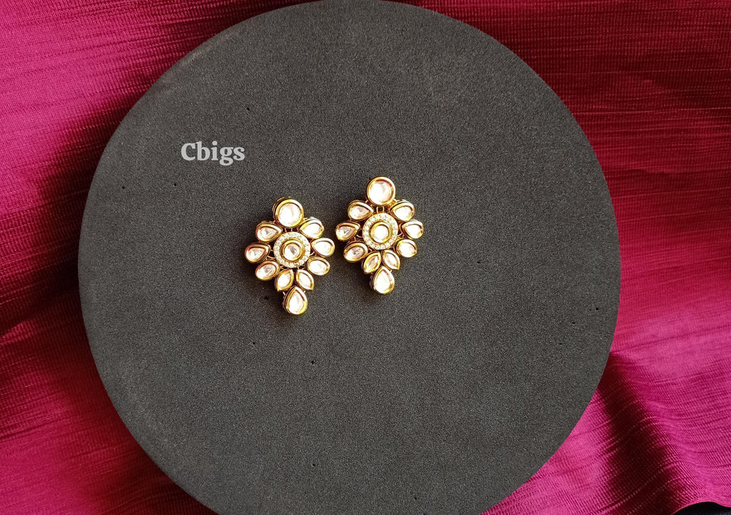 Kundan simple earring