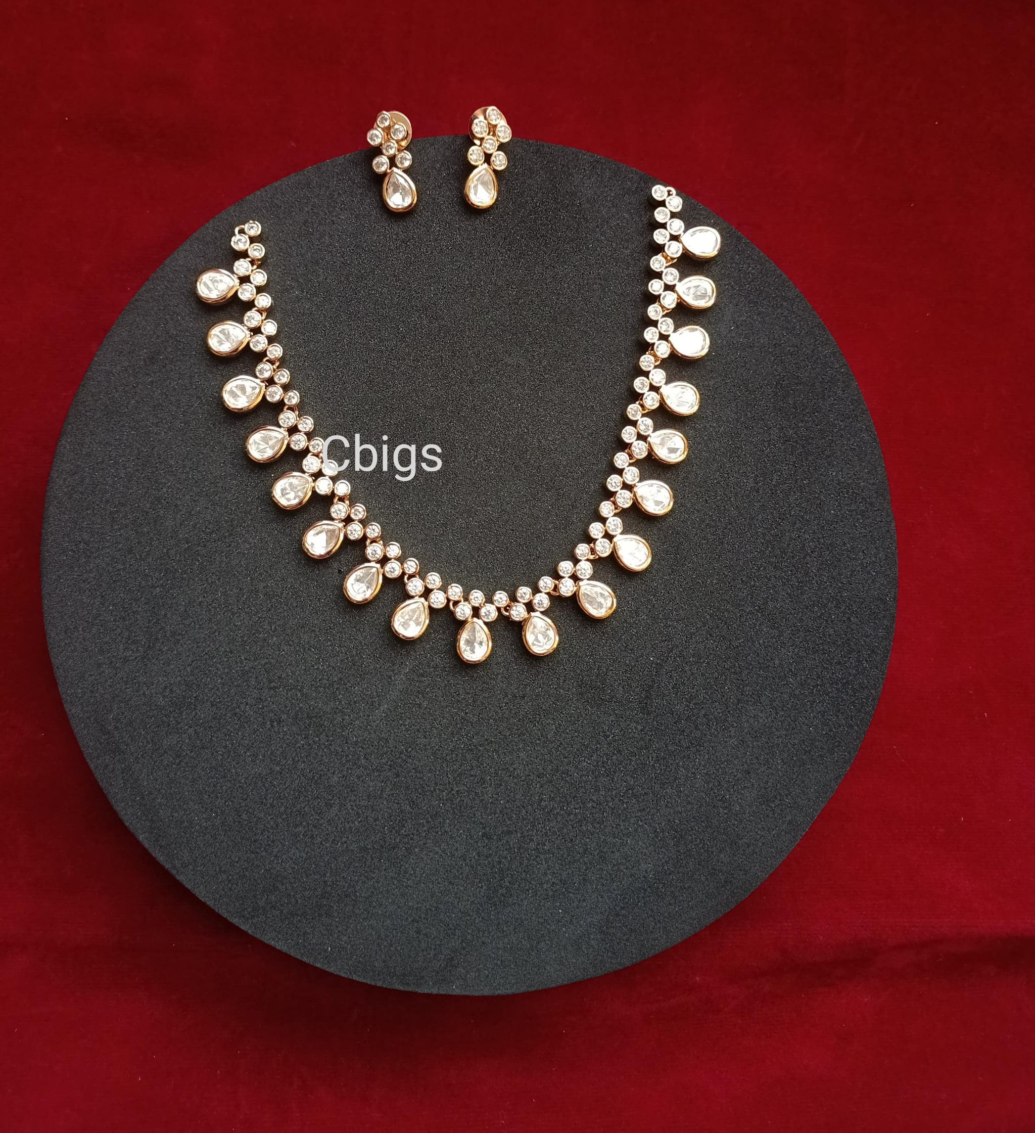 Pokli simple necklace set