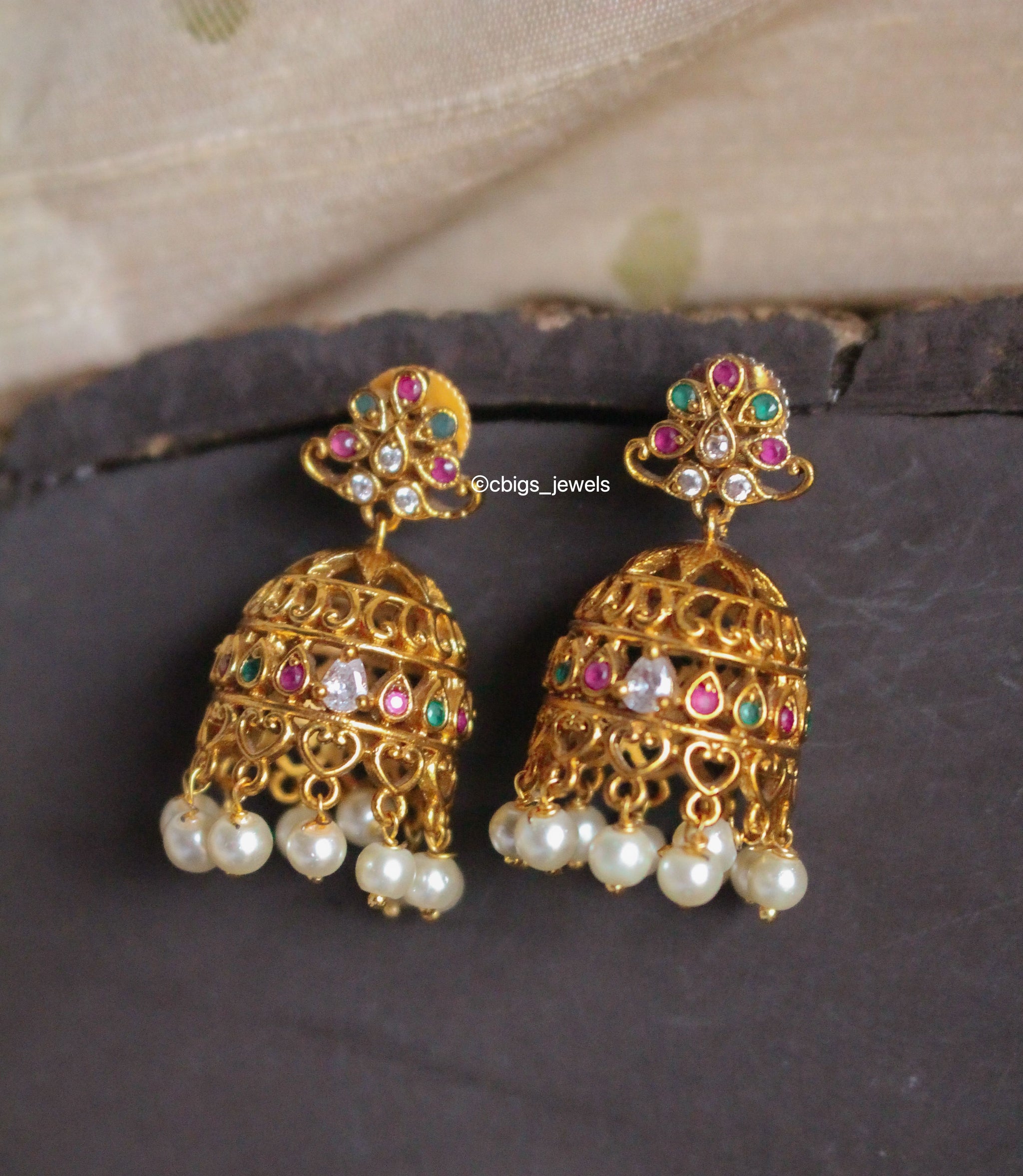 Gold Earrings  Stone Circle Design Stud Drops 0101  SPE GOLD  Online  Gold Jewellery Shopping Store in Poonamallee